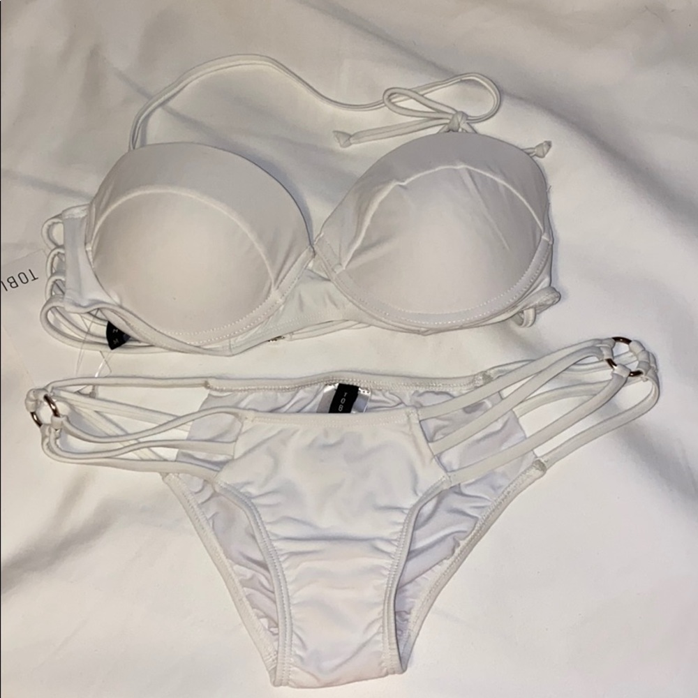 Tobi swim suit set. New with tag.